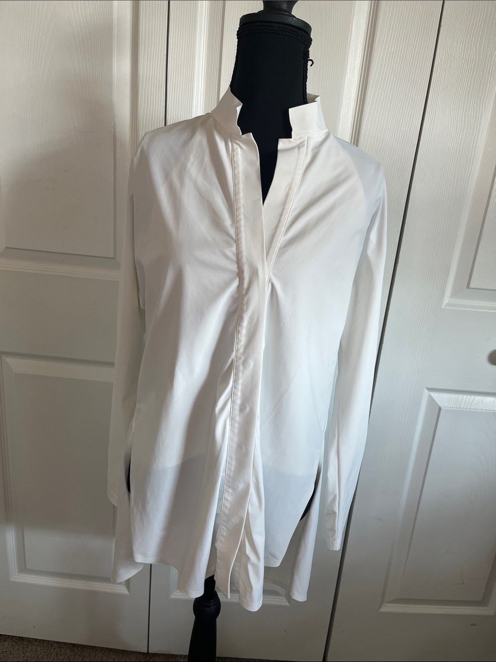 ADAY Ivory White Something Borrowed Technical Shirt Snap Front High Low Small